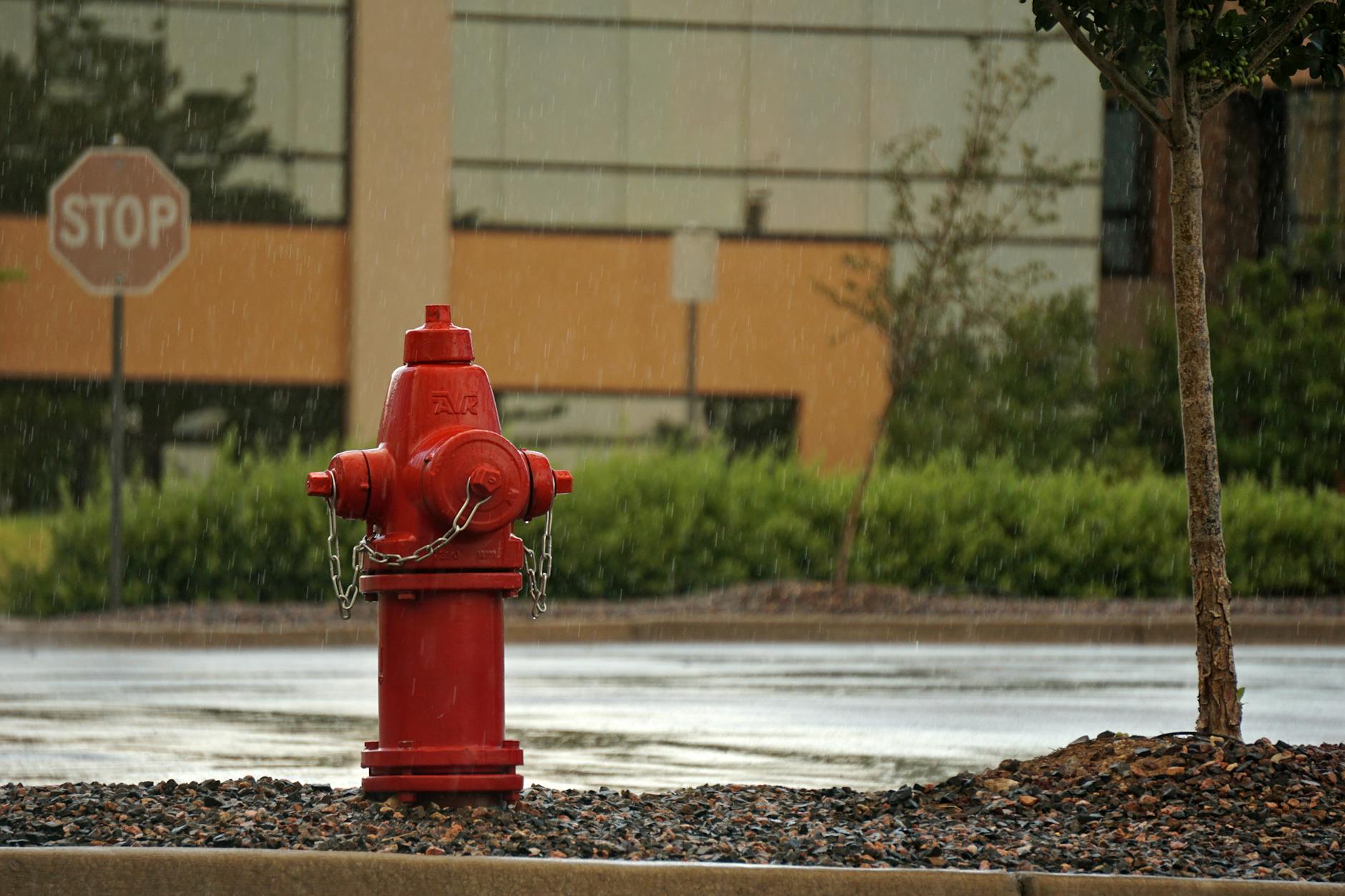 Perencanaan RAB instalasi hydrant kebakaran yang akurat oleh ABYKIN Teknik untuk keamanan gedung Anda.